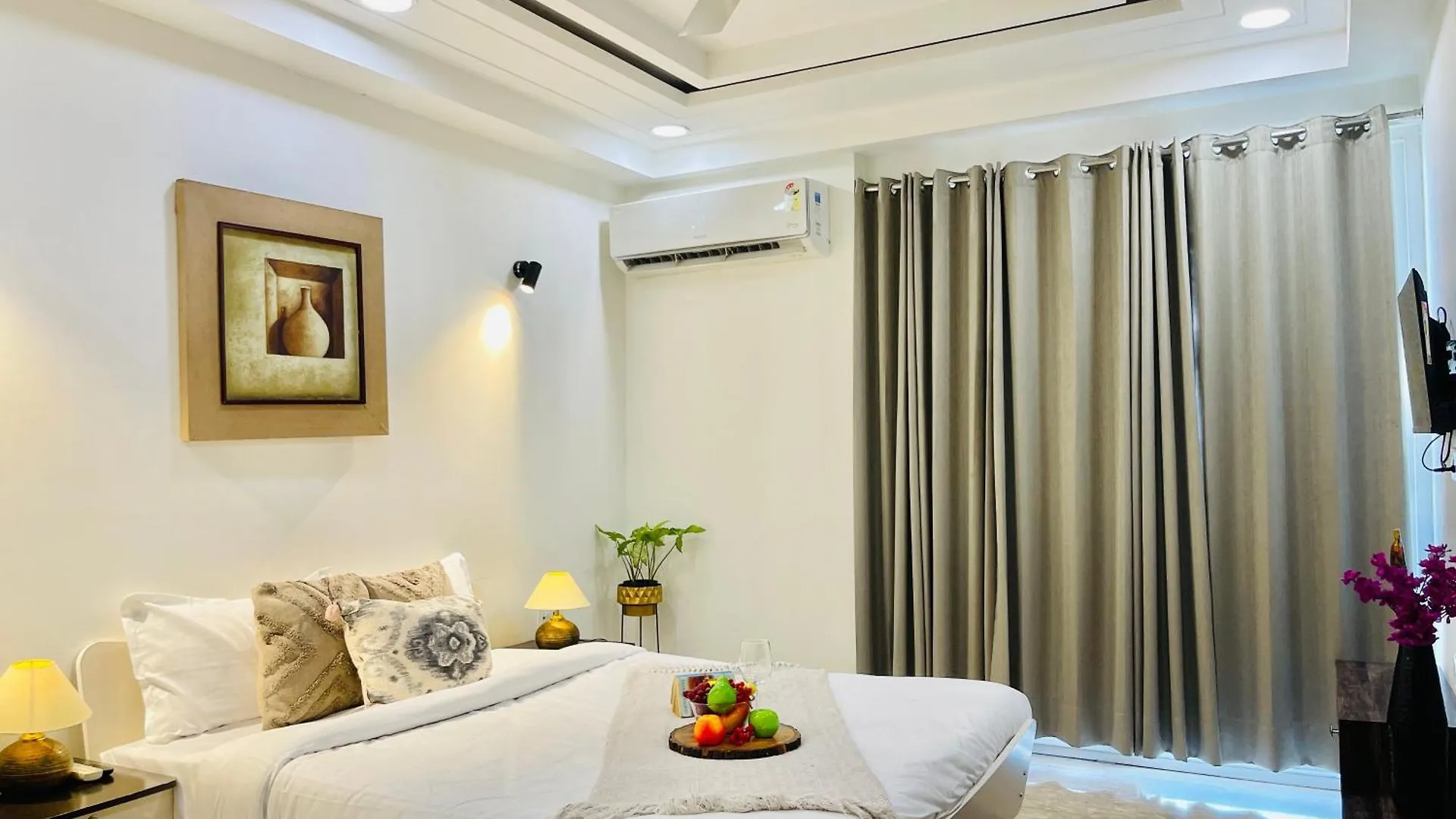 غورغاون Bedchambers Serviced Apartments, Ardee City 0*,  الهند