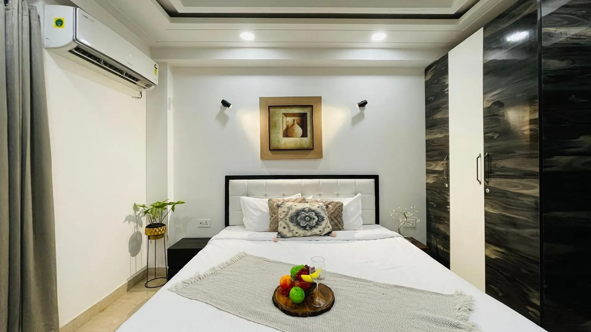 شقة فندقية غورغاون Bedchambers Serviced Apartments, Ardee City الهند