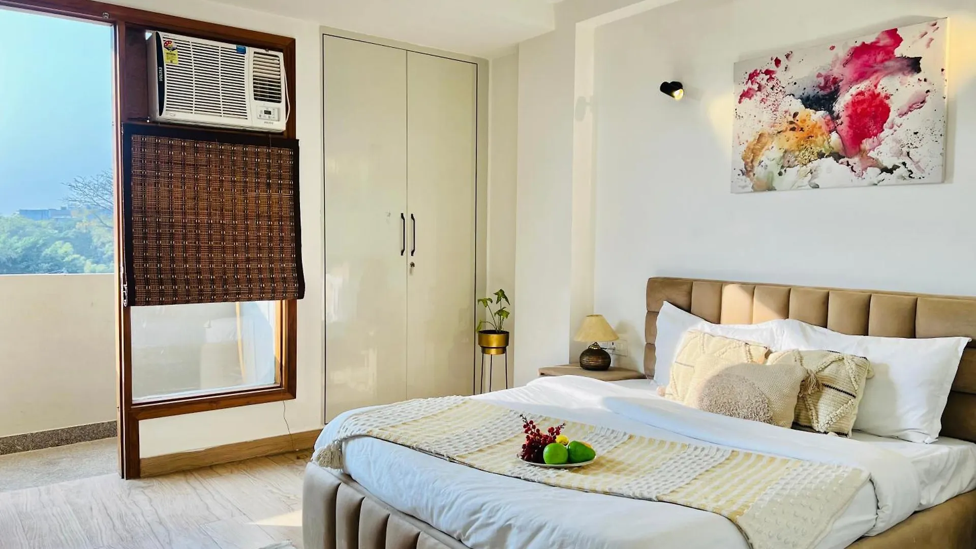Bedchambers Serviced Apartments, Ardee City Gurgaon 0*,